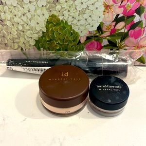 Bare Minerals Combo mineral veil setting powder 2- 14 oz & .02 oz. & brush